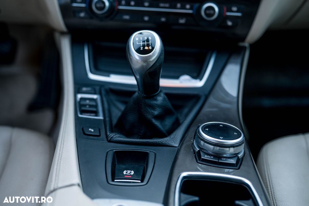 BMW Seria 5 520d - 10