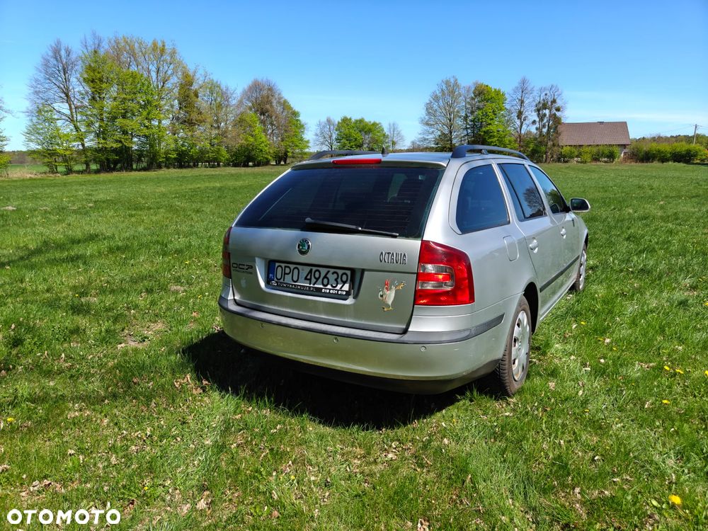 Skoda Octavia 2.0 TDI Ambiente DSG - 3