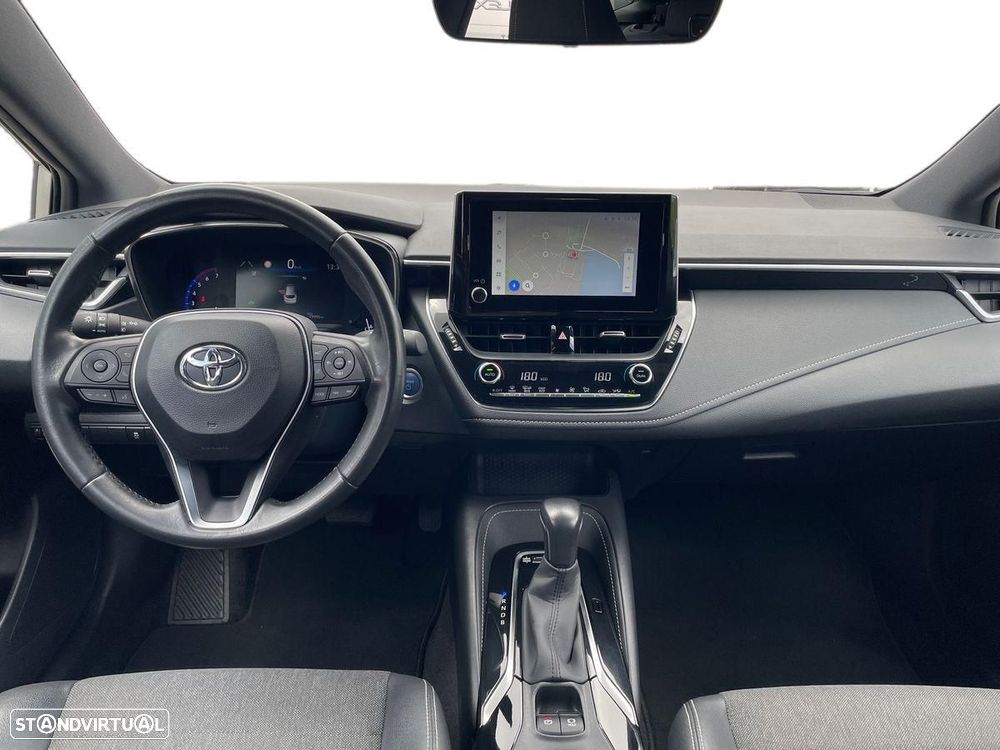 Toyota Corolla Touring Sports - 8
