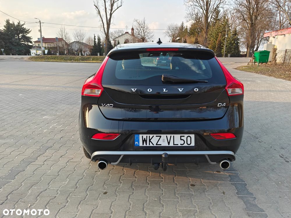 Volvo V40 D4 Drive-E R-Design Kinetic - 6