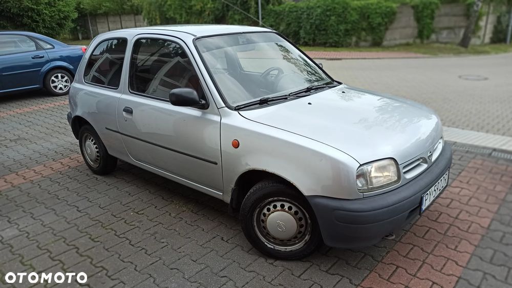 Nissan Micra 1.0 LX - 13