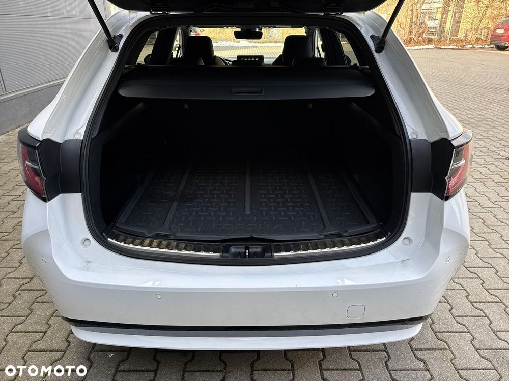 Toyota Corolla 1.8 Hybrid GPF Executive - 28