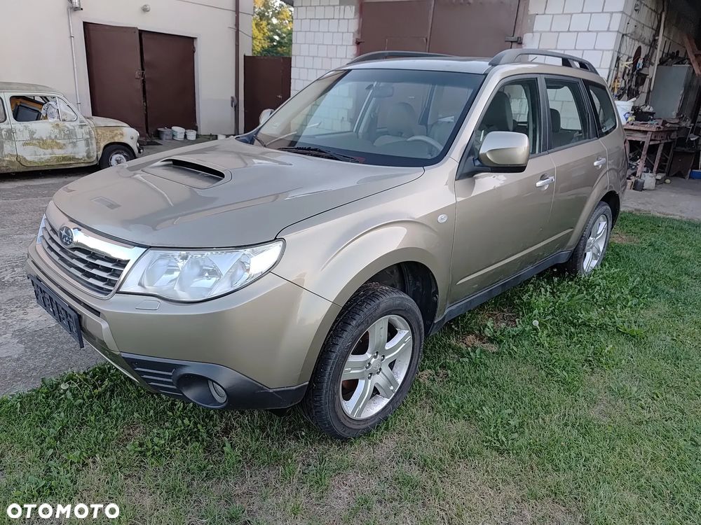 Subaru Forester 2.5 XT LUN - 1
