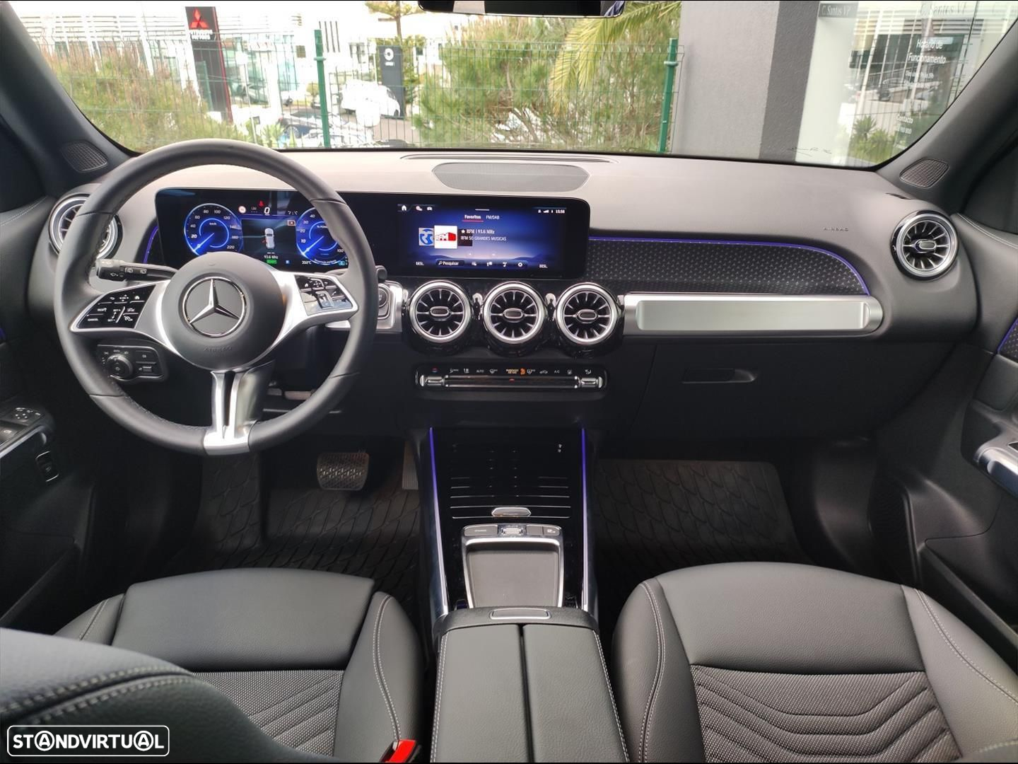 Mercedes-Benz EQB - 7