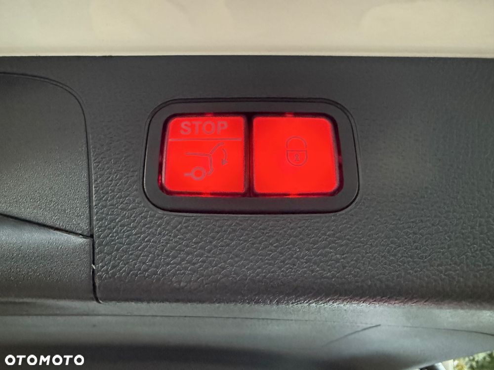 Mercedes-Benz GLC 300 4Matic 9G-TRONIC - 20