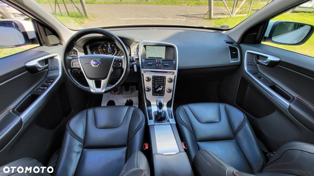 Volvo XC 60 D4 Ocean Race - 24