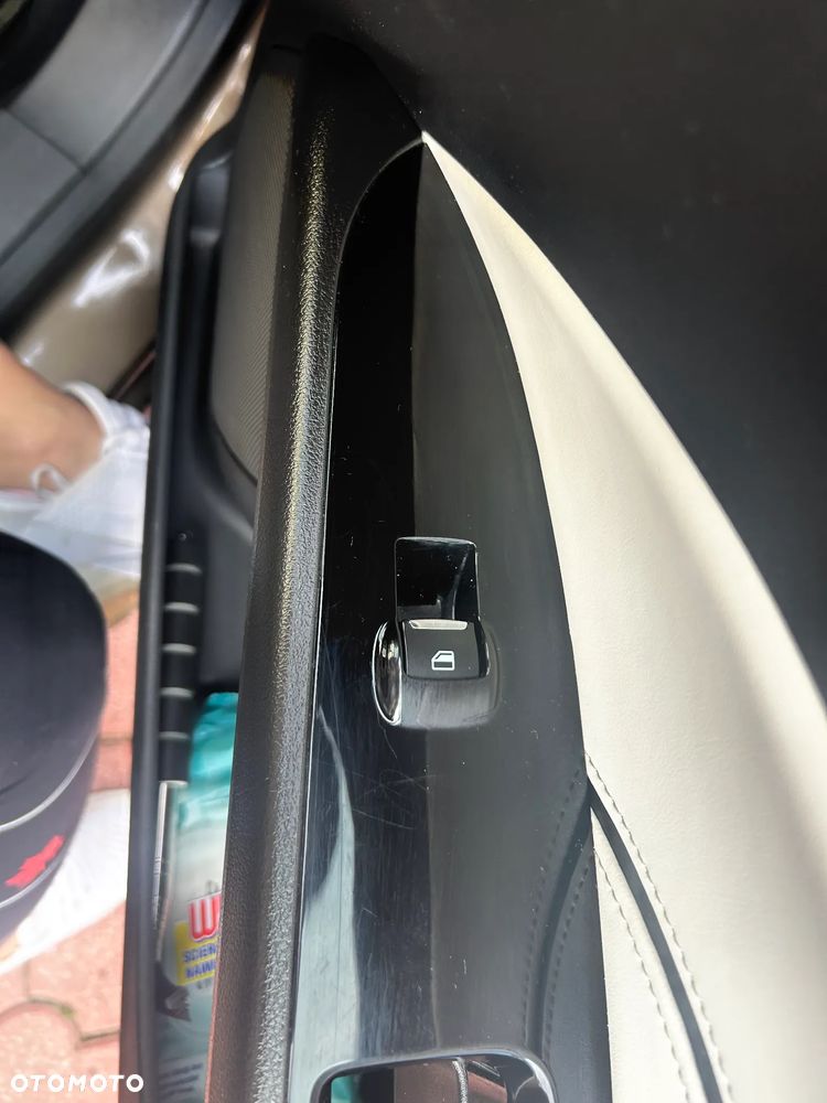 Ford Mondeo Vignale 2.0 EcoBoost - 16