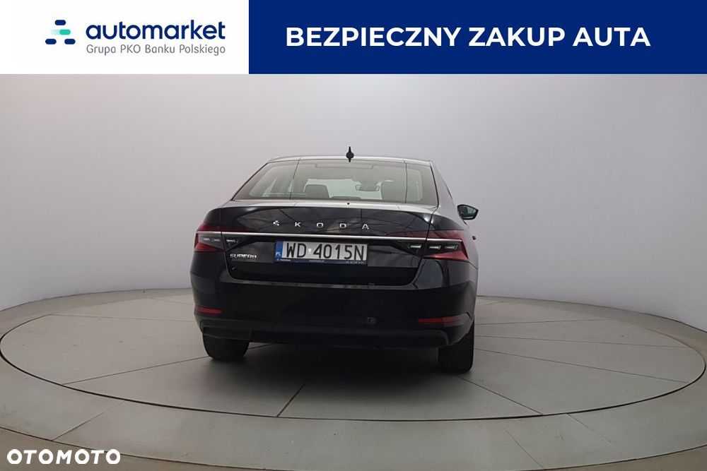 Skoda Superb 2.0 TDI Ambition DSG - 6