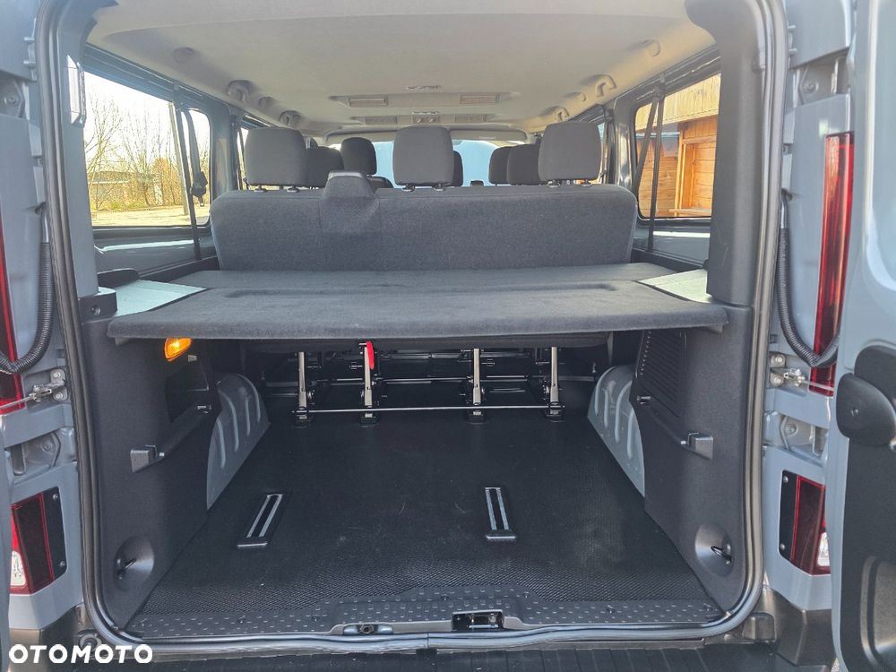 Renault Trafic - 30