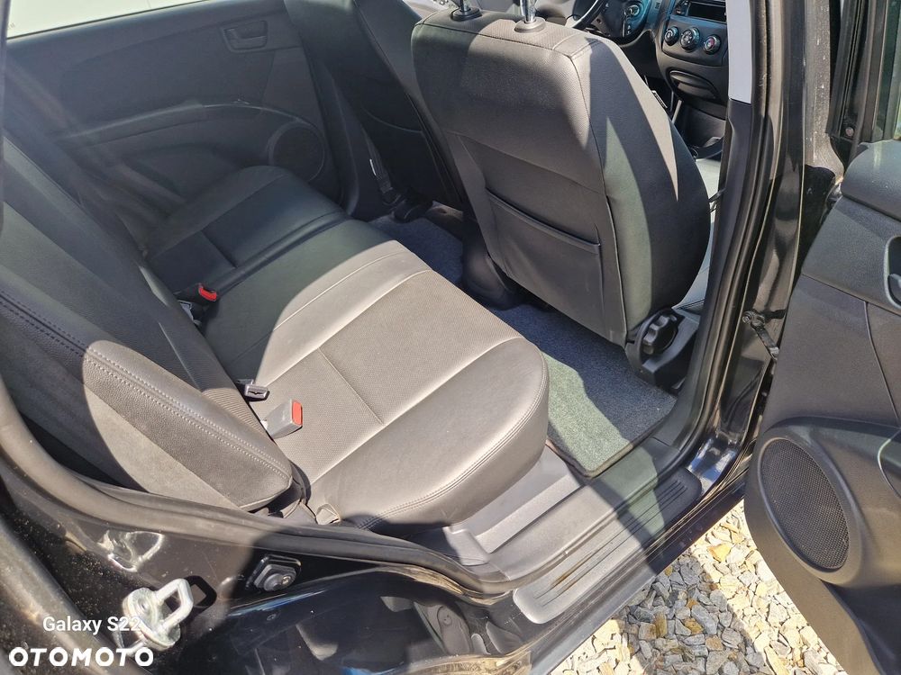 Kia Sportage 2.0 2WD LX - 22