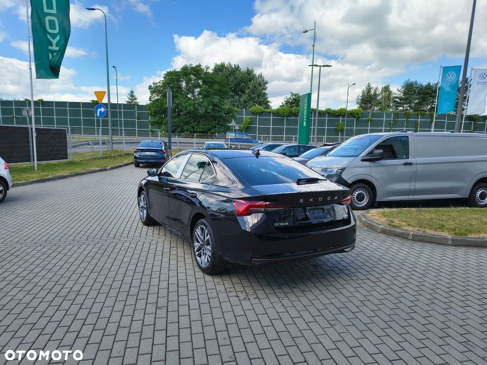 Skoda Octavia 1.5 TSI mHEV Drive Selection DSG - 6