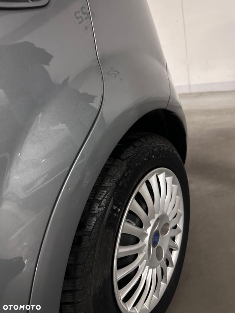 Fiat Punto 1.4 16V Emotion - 9