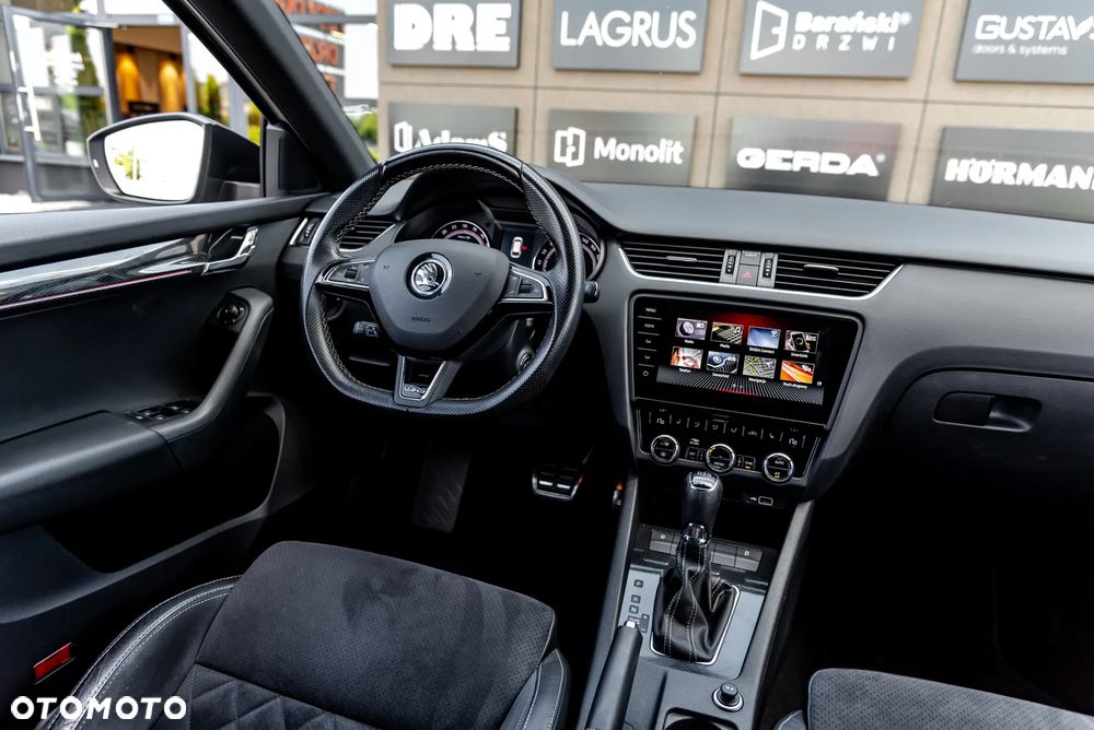 Skoda Octavia 2.0 TDI 4x4 DSG RS - 11