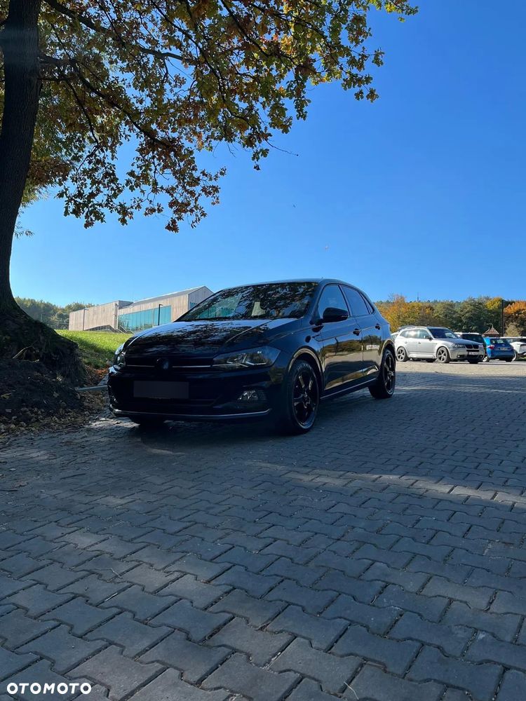 Volkswagen Polo - 1