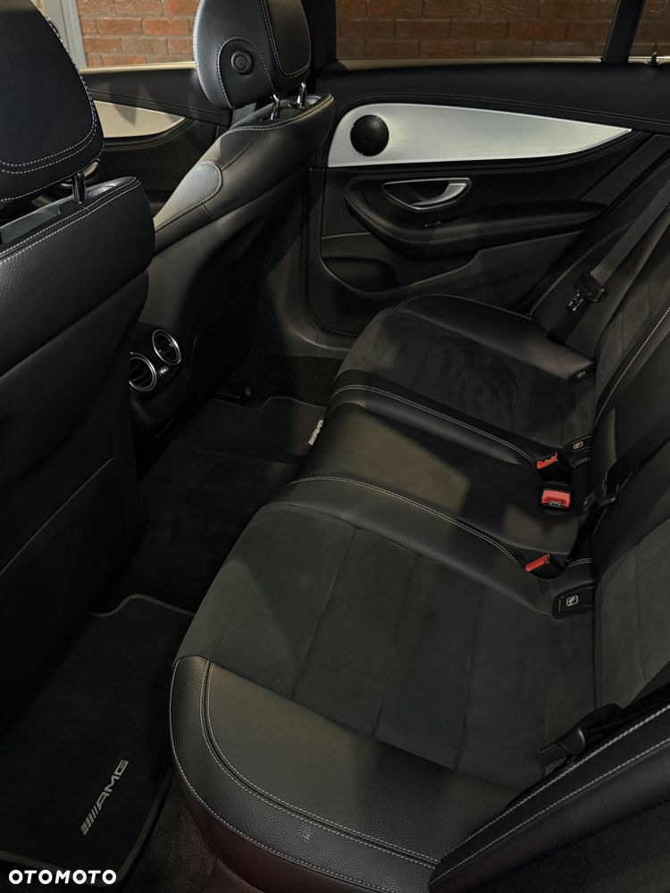 Mercedes-Benz Klasa E 220 d 4-Matic AMG - 15