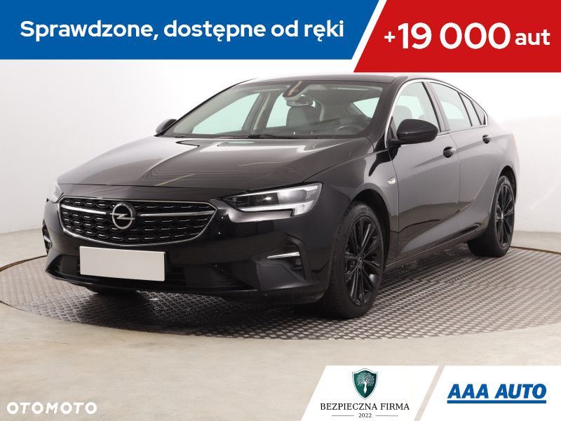 Opel Insignia - 2