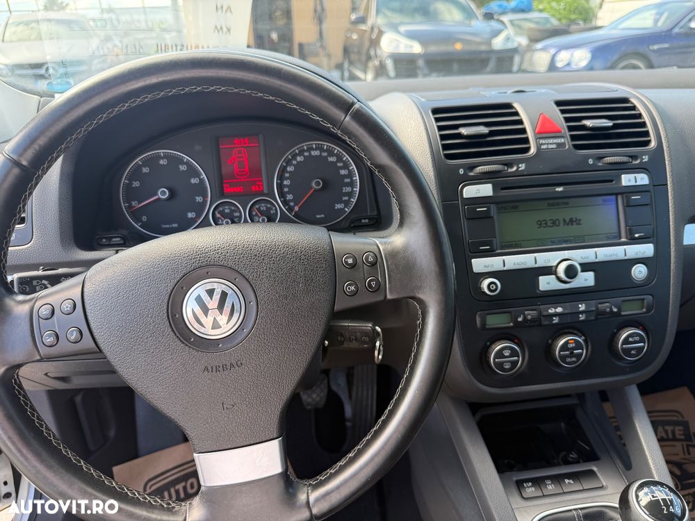Volkswagen Jetta 1.4 TSI Highline - 10