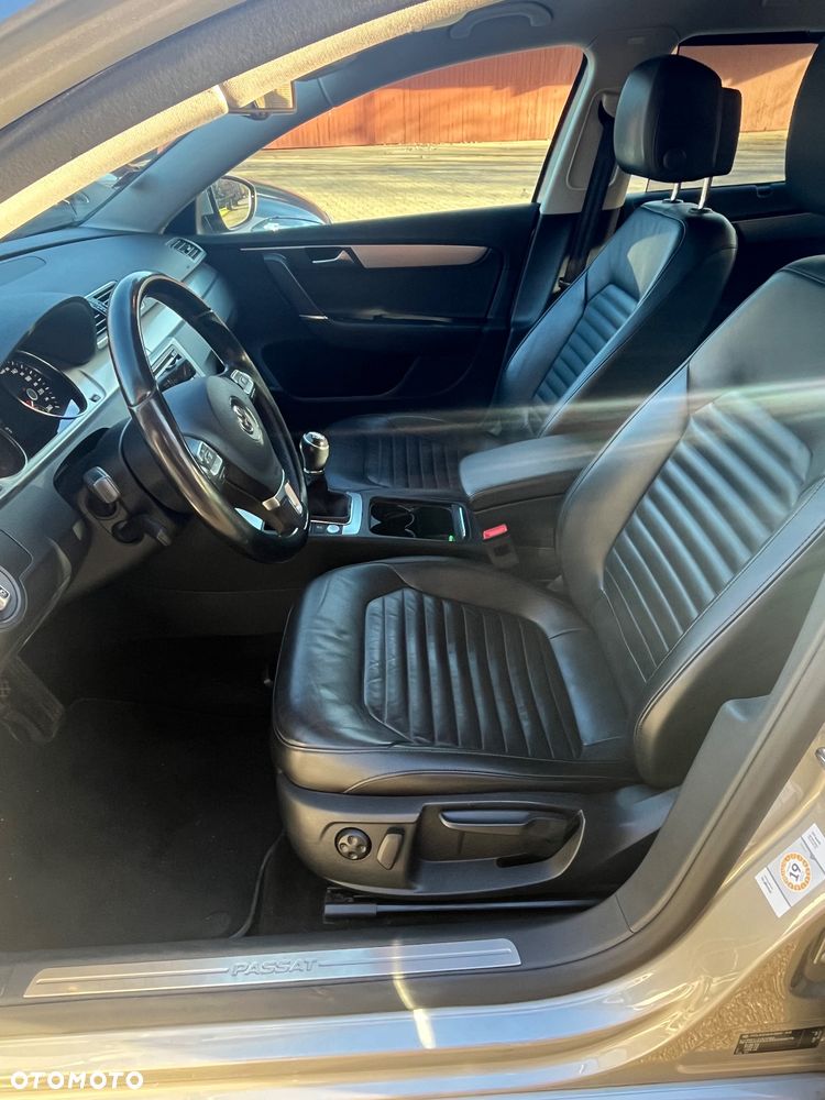 Volkswagen Passat Variant 2.0 TSI Highline - 10