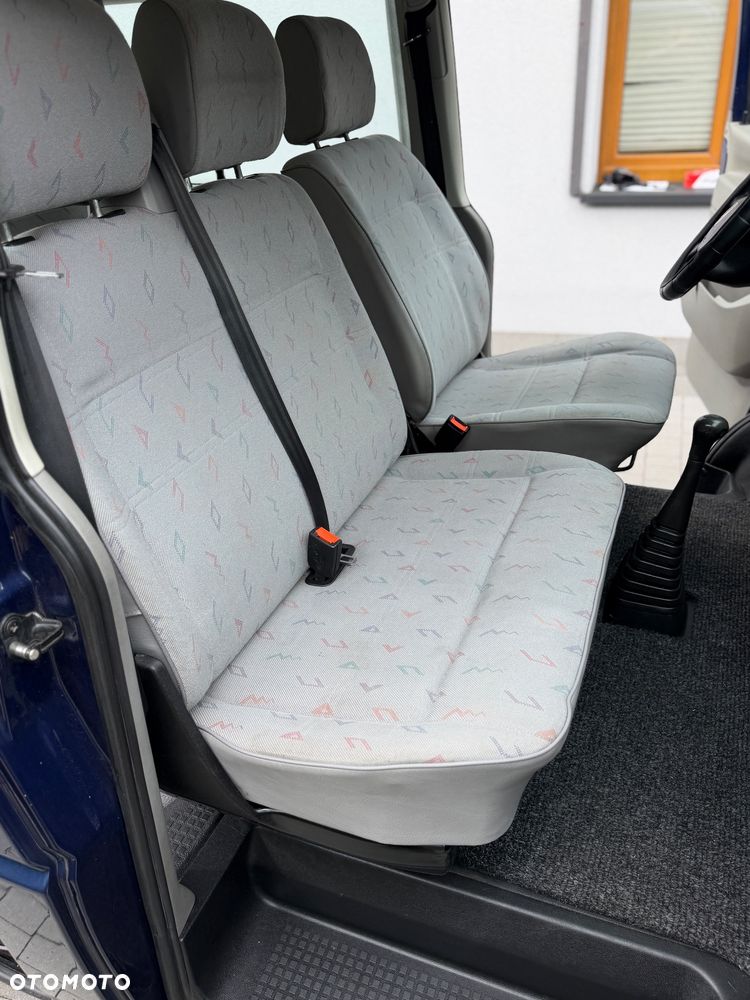 Volkswagen Transporter - 10