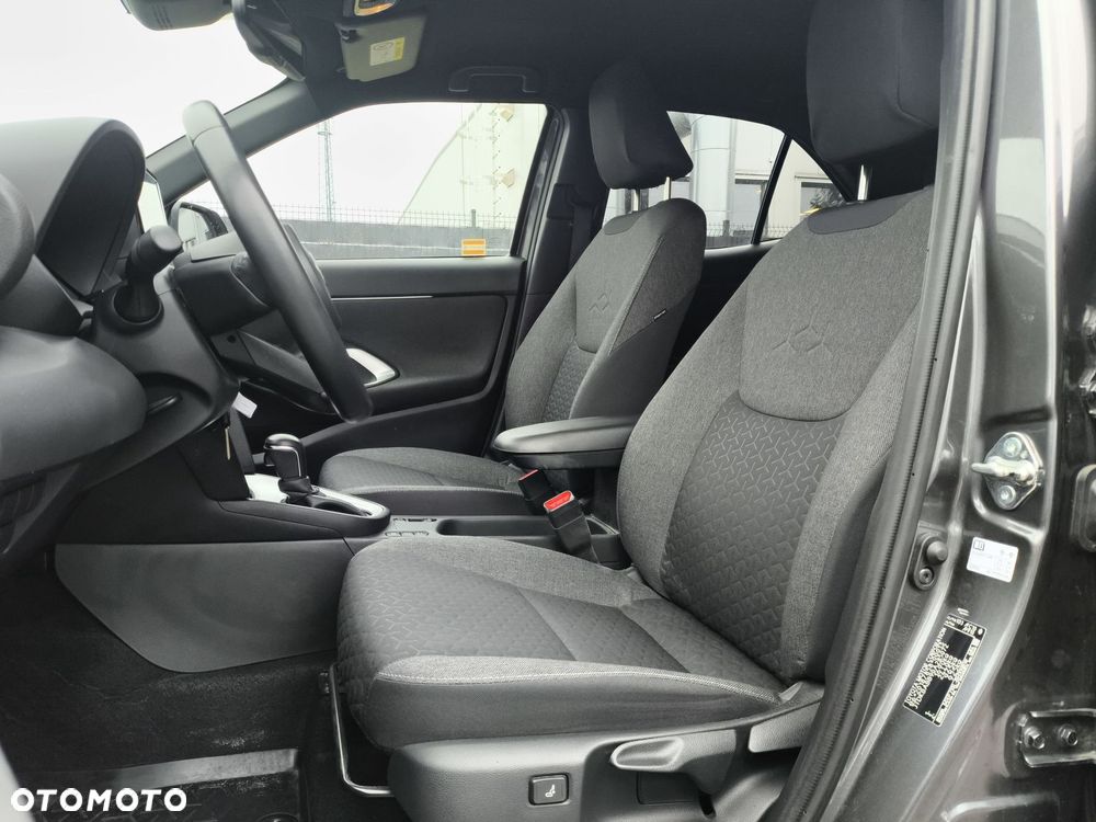 Toyota Yaris Cross Hybrid 1.5 Comfort - 15