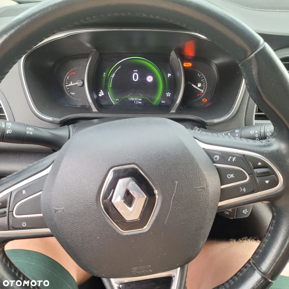 Renault Megane TCe 115 GPF ZEN - 12