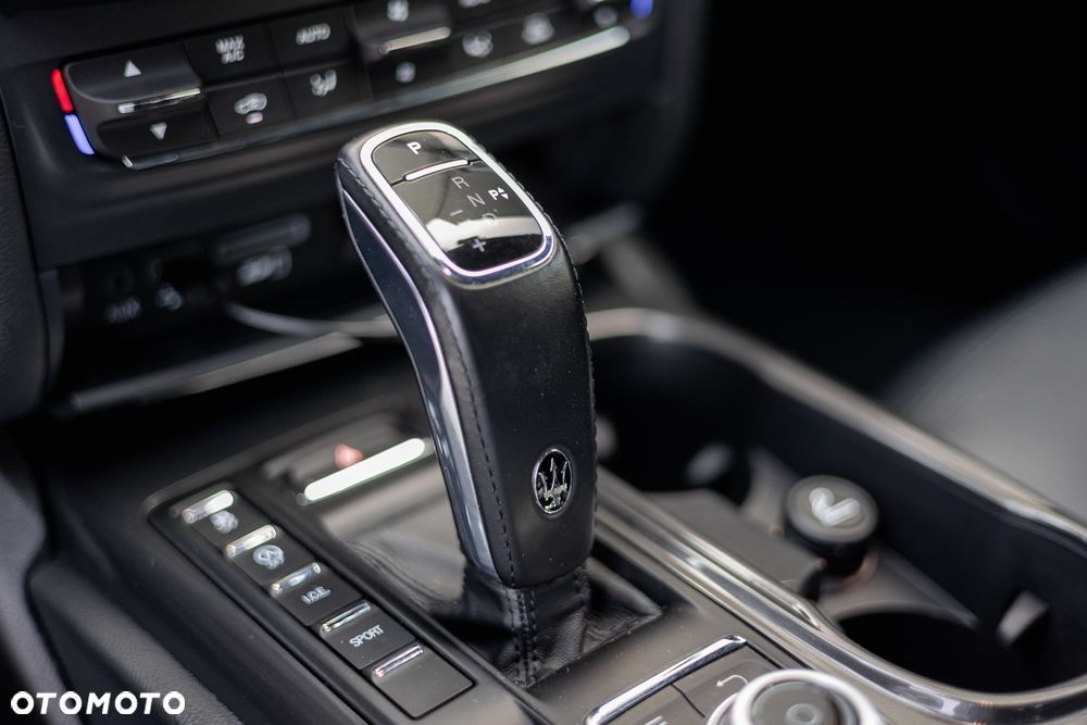Maserati Ghibli S Q4 Granlusso - 14