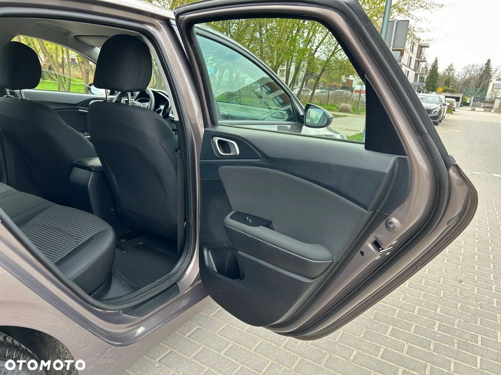 Kia Ceed 1.4 S - 16