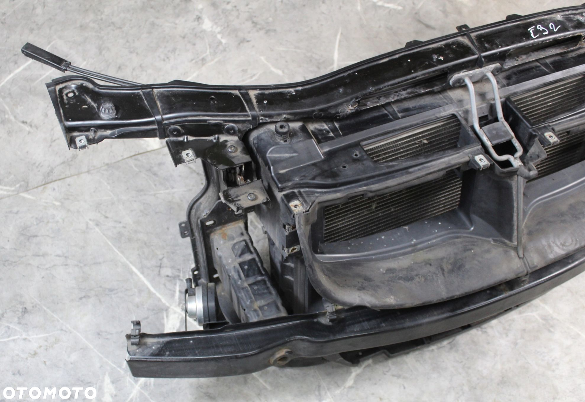 PAS PRZEDNI CHŁODNICE BMW E92 E93 2.5B 3.0B N52B30 WENTYLATOR - 4