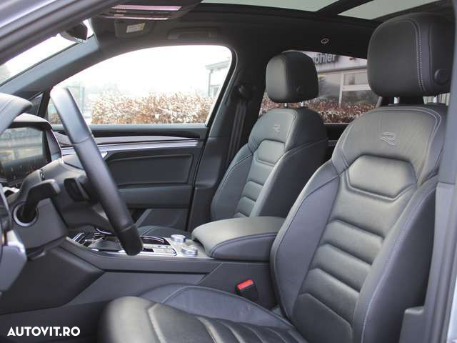 Volkswagen Touareg - 15