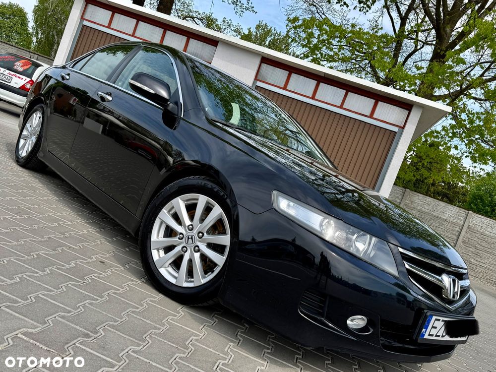 Honda Accord 2.0 Sport - 38