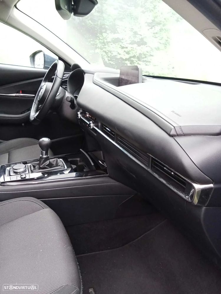 Mazda CX-30 2.0 Sky-G Evolve i-Active - 11
