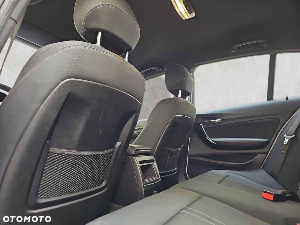 BMW Seria 1 118i GPF Sport Line - 27