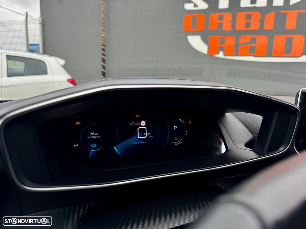 Peugeot e-2008 50 kWh Allure - 18