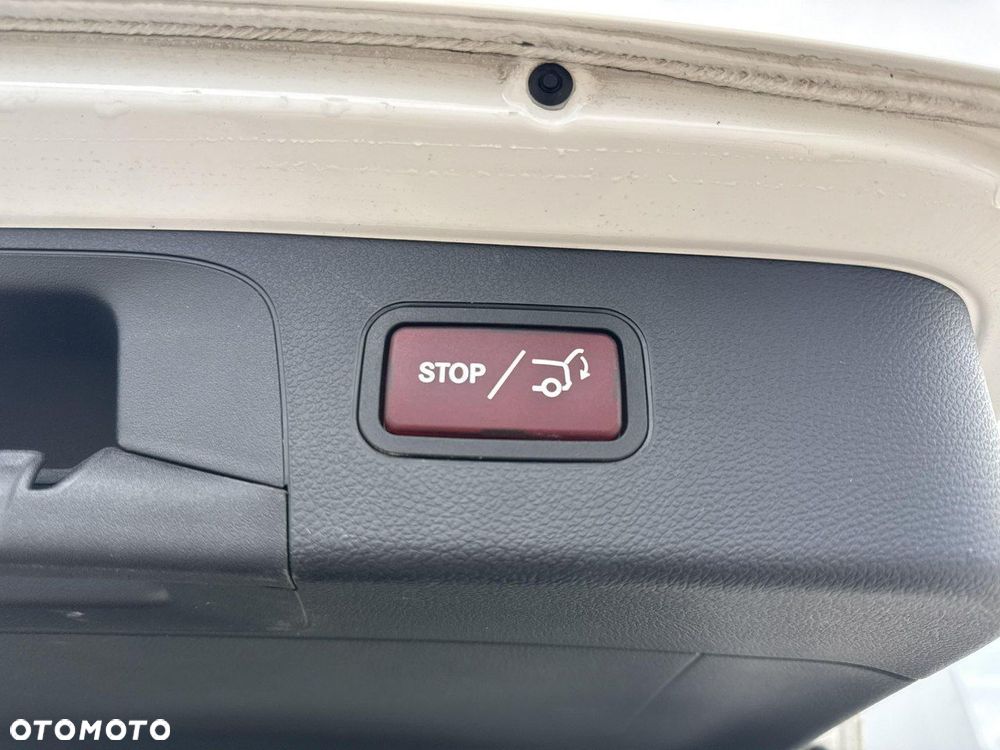 Mercedes-Benz GLC 220 d 4-Matic - 17