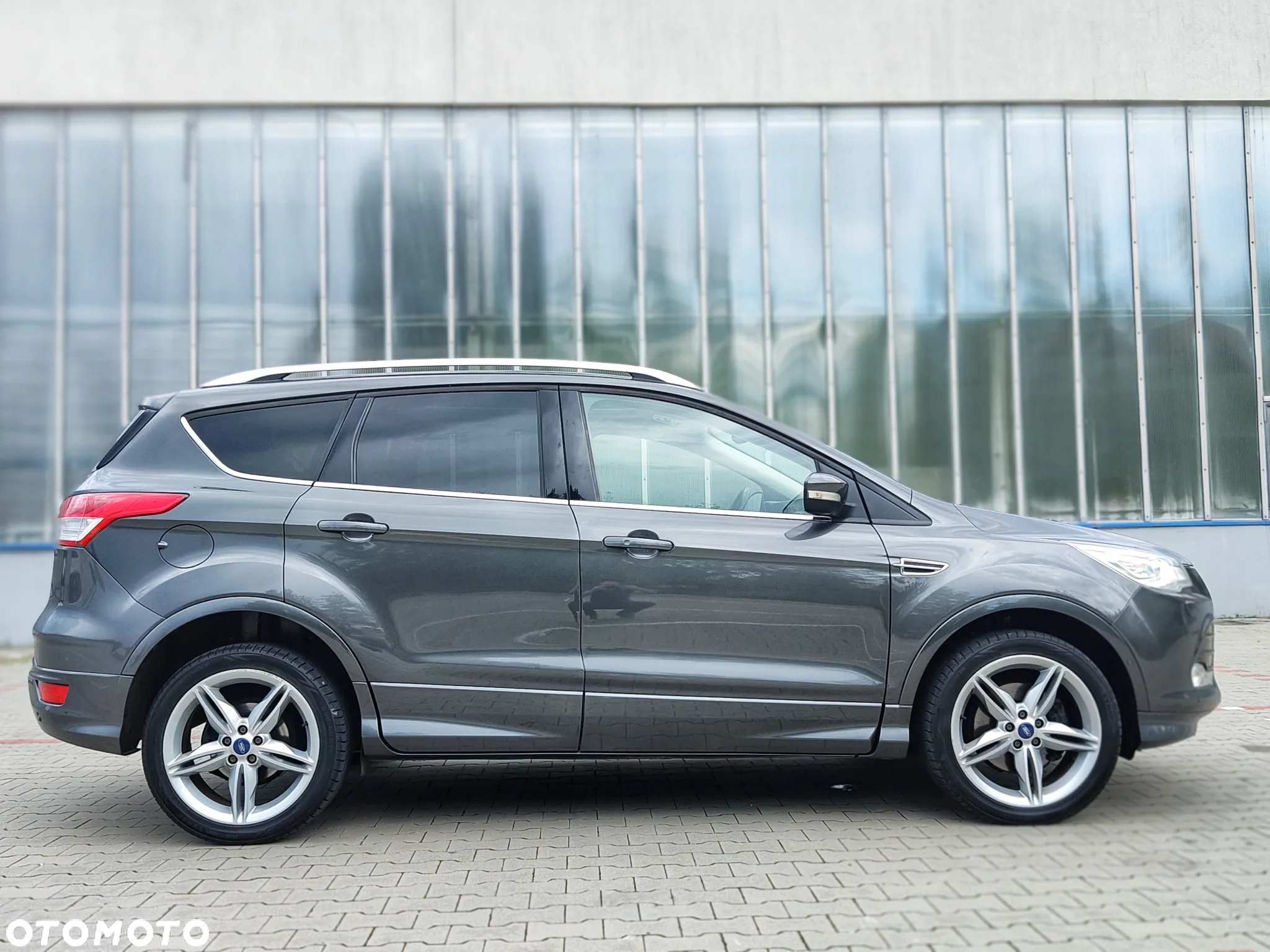 Ford Kuga 2.0 TDCi 4x4 Individual - 4