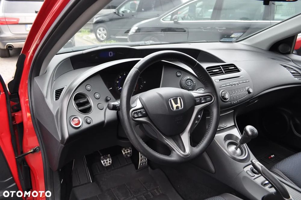 Honda Civic 1.8 Comfort - 14