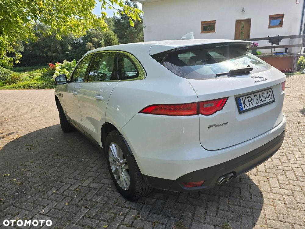 Jaguar F-Pace 2.0 i4D RWD Prestige - 3