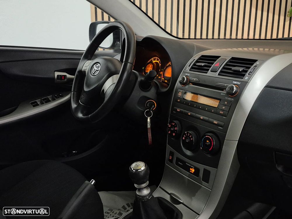 Toyota Corolla 1.33 VVT-i Luna+VSC - 11