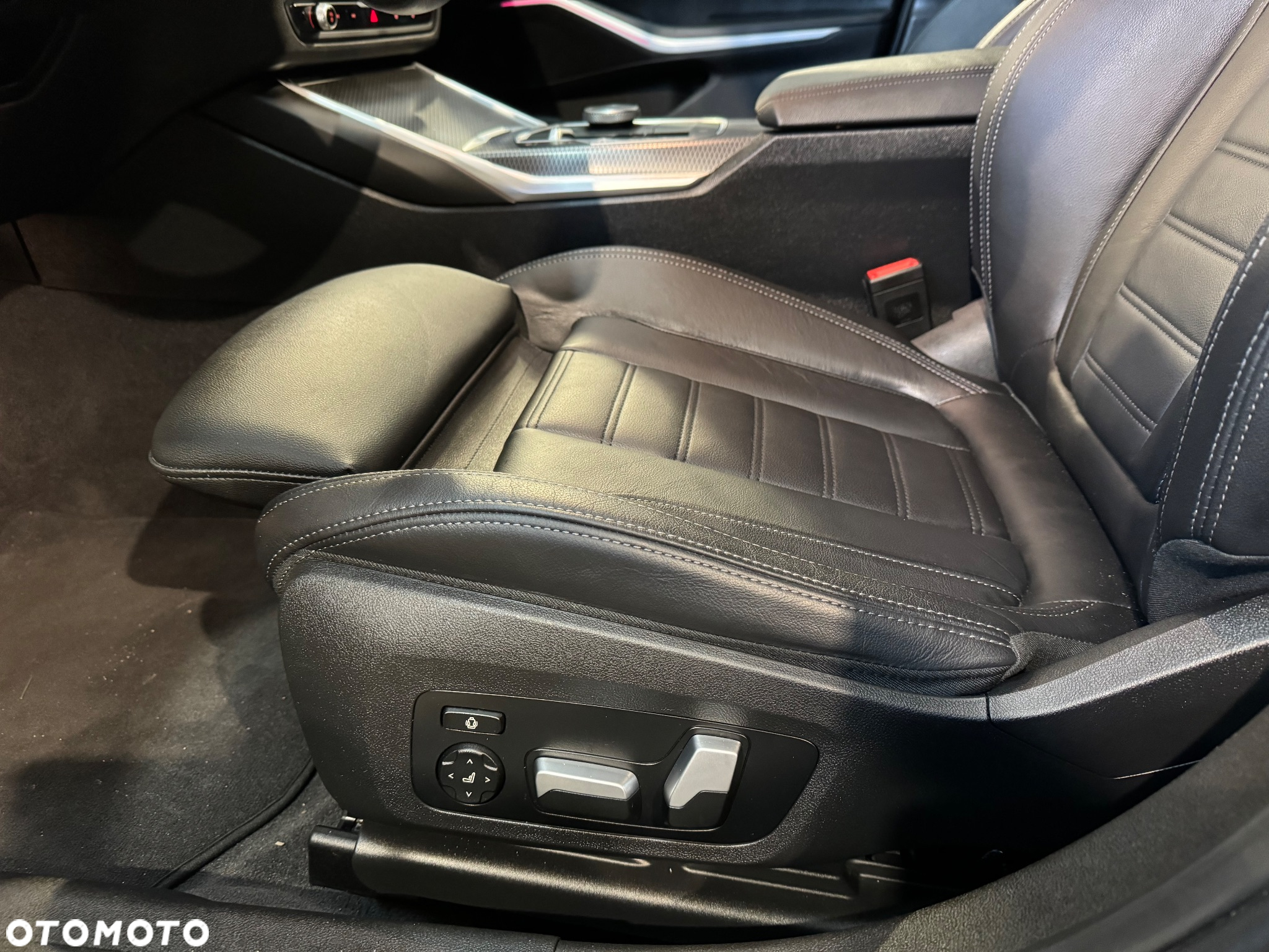 BMW Seria 3 330e Touring M Sport - 7