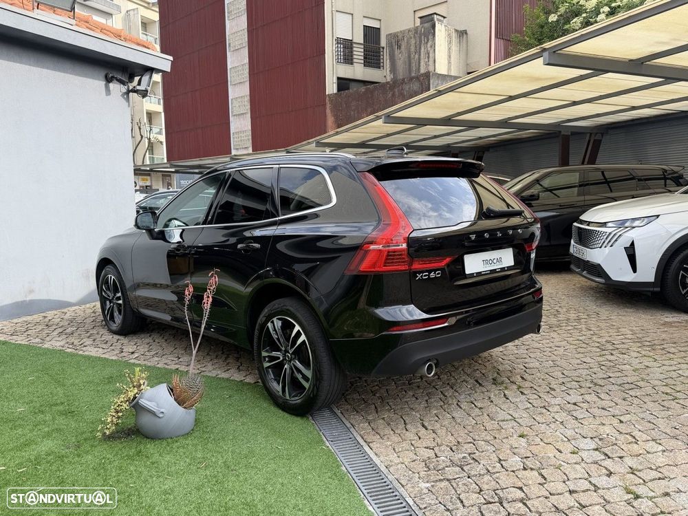 Volvo XC 60 2.0 D4 Momentum Plus Geartronic - 16