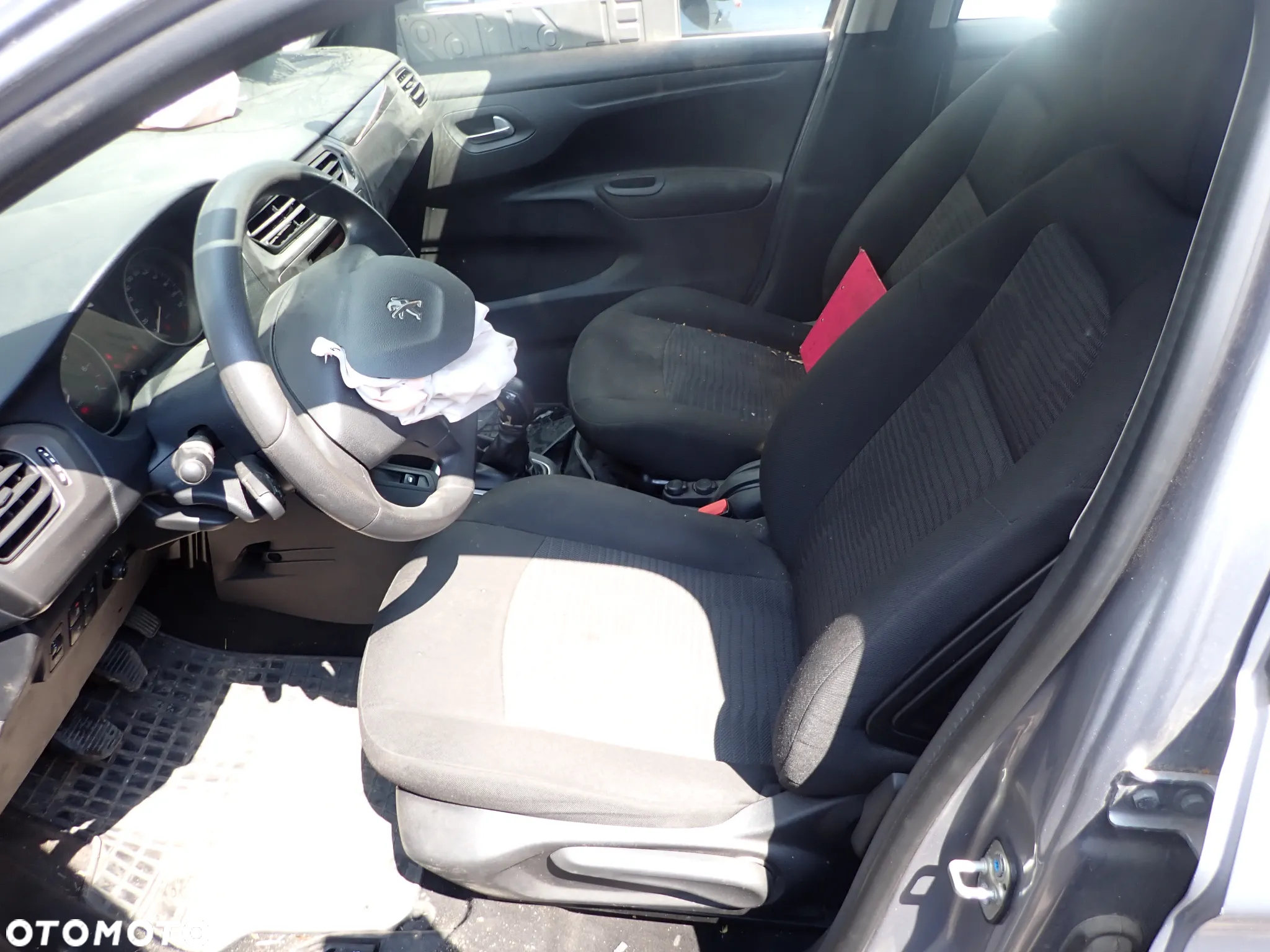 CZĘŚCI - Peugeot 301 1,6 EHDI BLUE HDI BHY 99KM 5B SEDAN 2018r. lakier KCA INDEX - 8342 - 7
