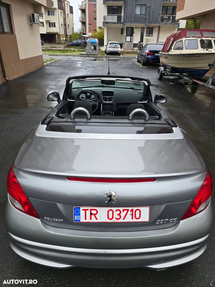 Peugeot 207 155 THP Premium - 8