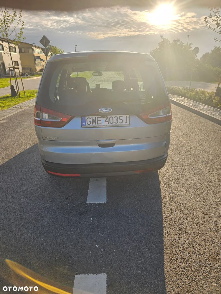 Ford Galaxy 2.0 Ghia - 7