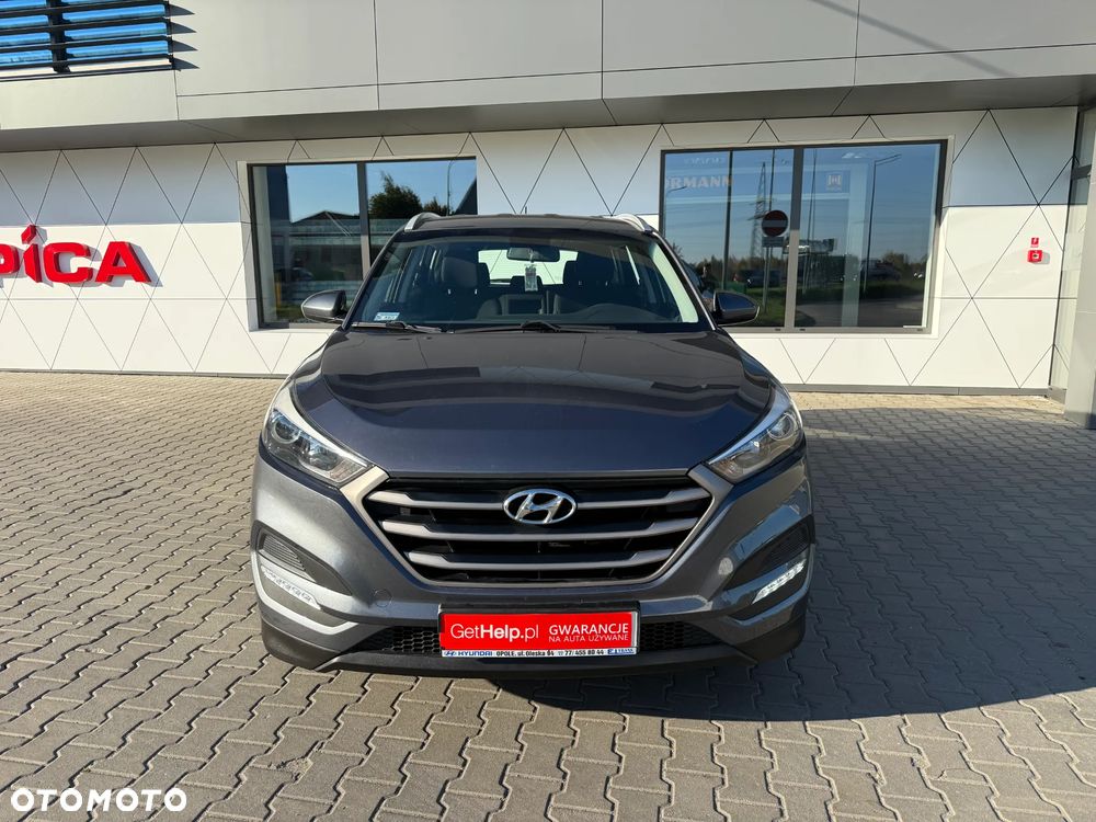 Hyundai Tucson 1.6 GDI BlueDrive GO 2WD - 10