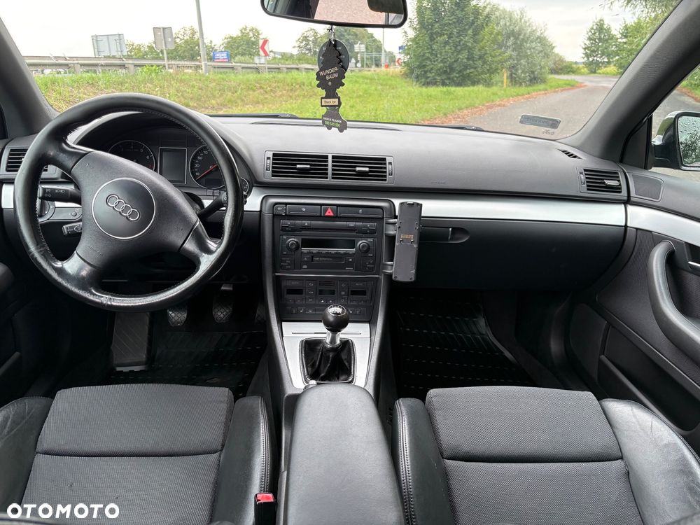 Audi A4 Avant 1.8 T - 10