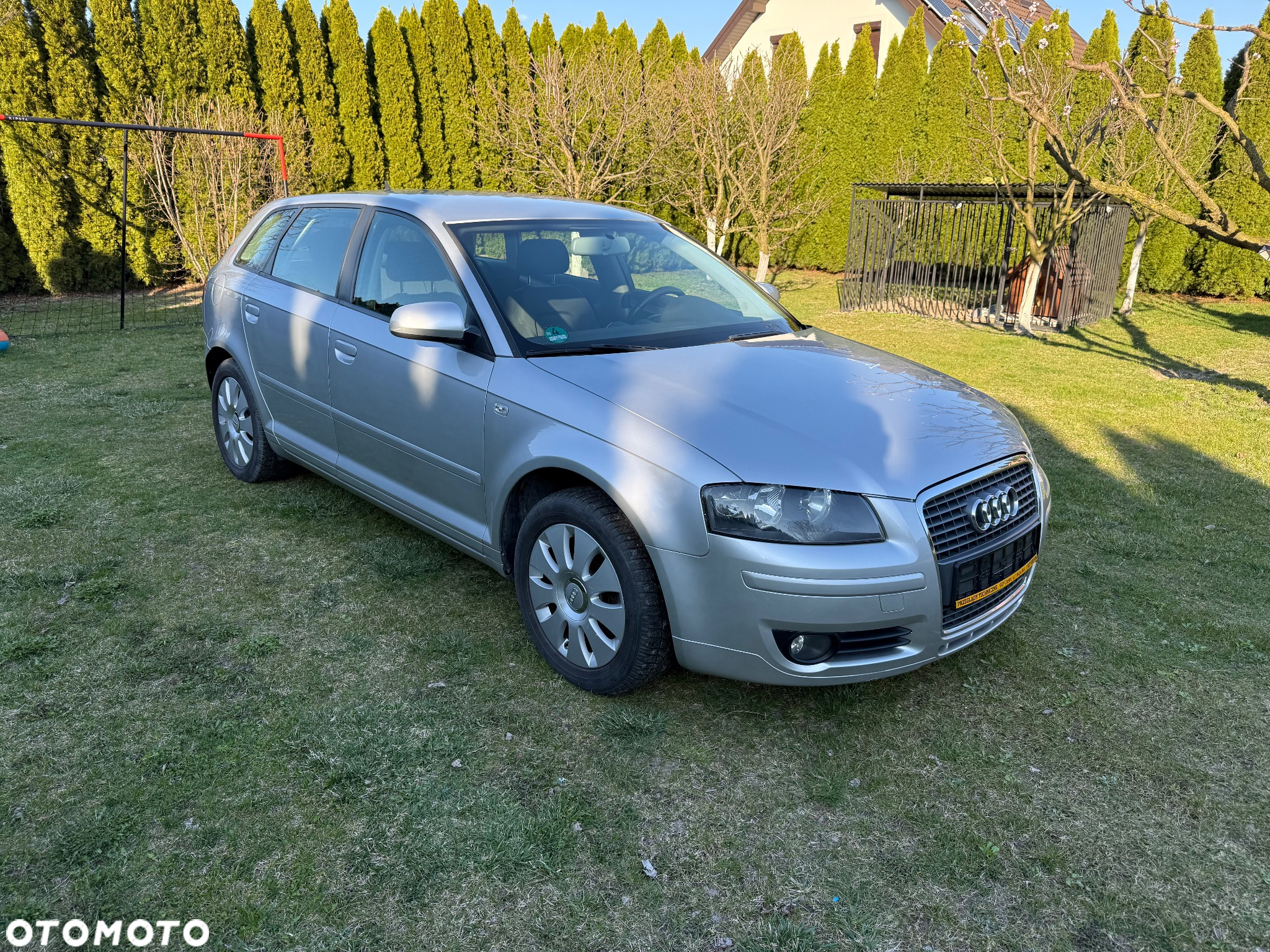 Audi A3 2.0 TDI Sportback DPF (DSG) S tronic Ambiente - 2