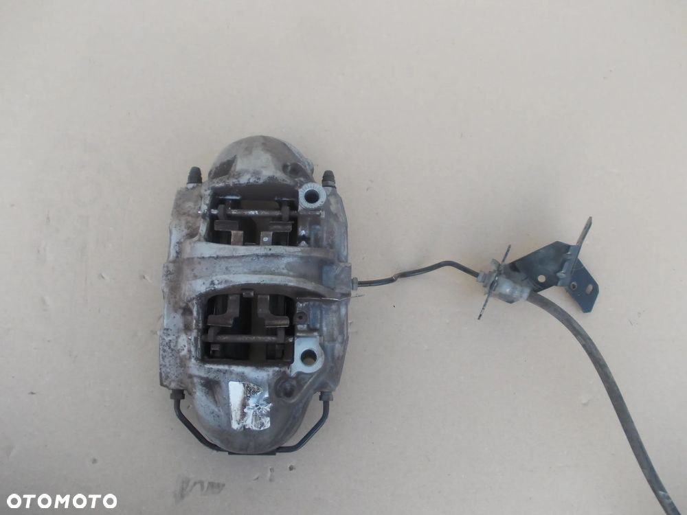 Zacisk przód lewy  Alfa Romeo Stelvio - 9