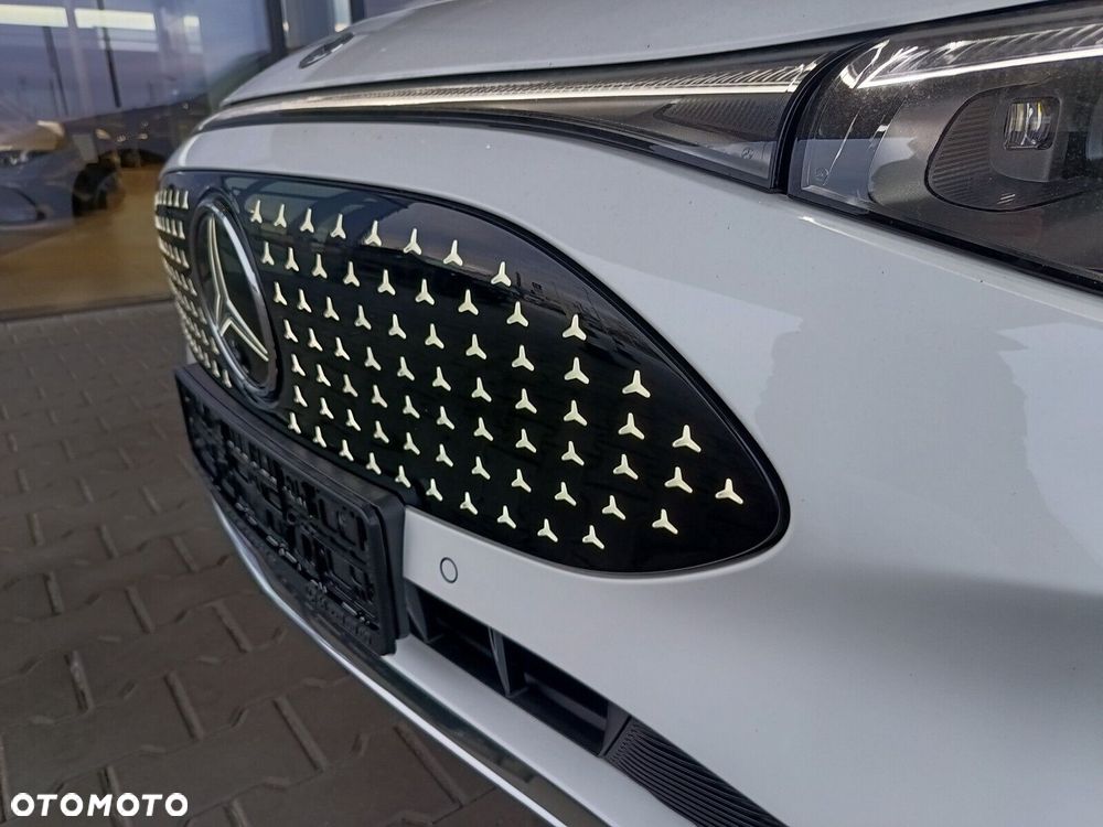 Mercedes-Benz CLA - 31