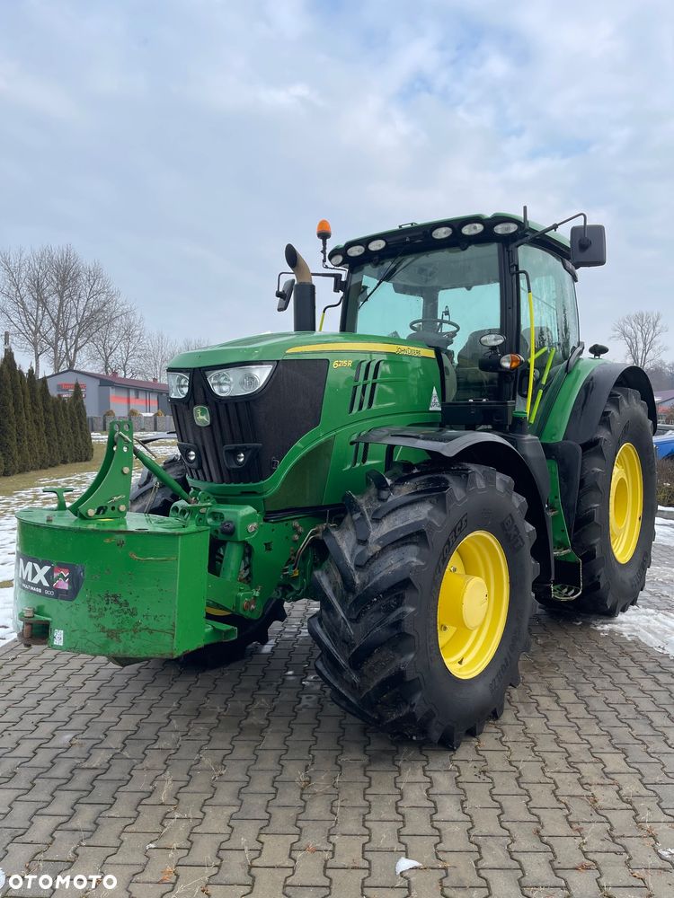 John Deere 6215R - 7