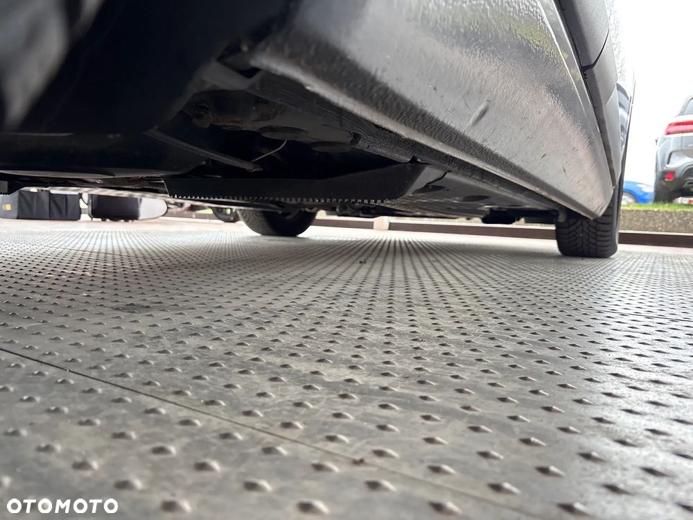 Volkswagen Scirocco 2.0 TSI Edition - 9